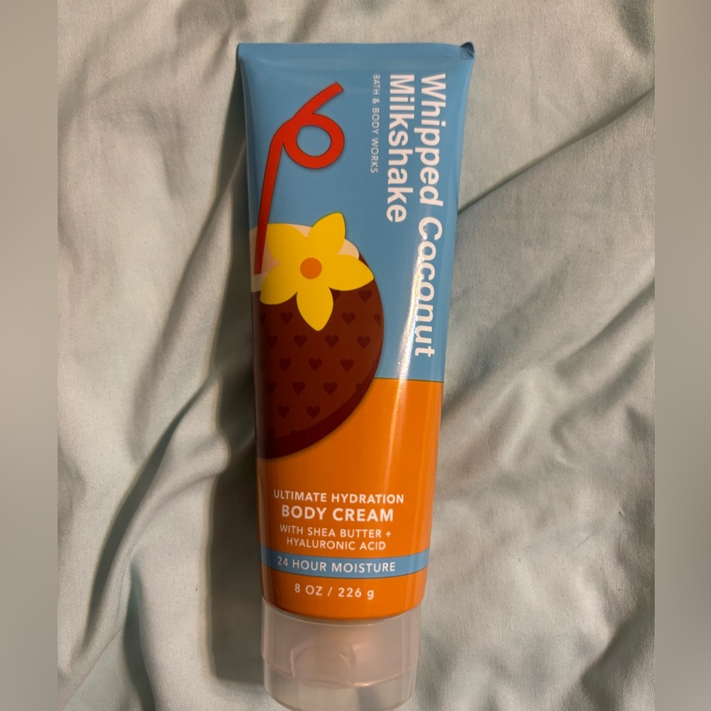 Bath & Body Works Whipped Coconut Milkshake Body Cream